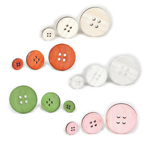Set of 30 wooden buttons